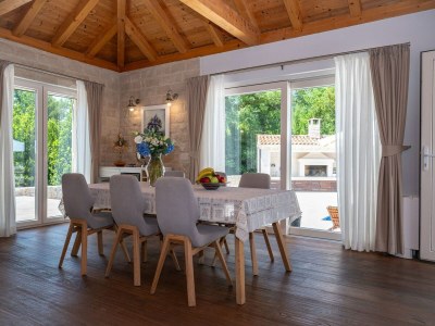 Villa Villa Ivić-Two Bedroom Villa with Swimming Pool - Features photo 21