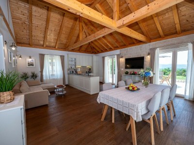 Villa Villa Ivić-Two Bedroom Villa with Swimming Pool - Features photo 30