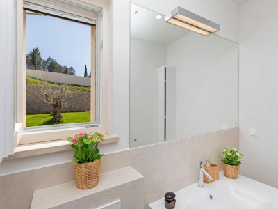 Villa Villa Ivić-Two Bedroom Villa with Swimming Pool - Features photo 42