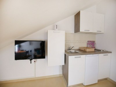 Apartment Apartments Kapetan -  Standard Studio Apartment with Terrace - Features photo 21