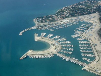 Apartment Apartments Kapetan -  Standard Studio Apartment with Terrace - Outdoor photo 32