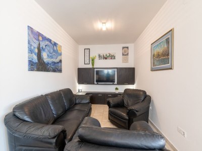 Holiday house Holiday Home Lea - Three Bedroom Holiday Home with Terrace and Sea View - Features photo 9