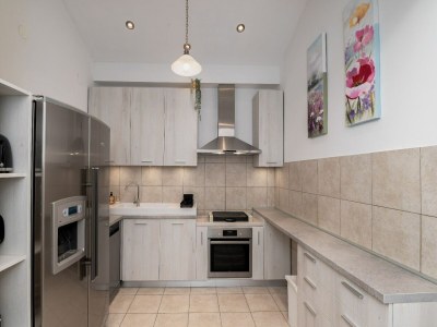 Holiday house Holiday Home Lea - Three Bedroom Holiday Home with Terrace and Sea View - Features photo 11