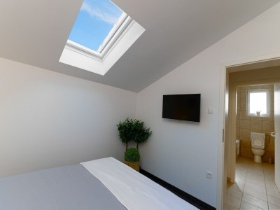 Holiday house Holiday Home Lea - Three Bedroom Holiday Home with Terrace and Sea View - Features photo 14