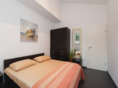 Holiday house Holiday Home Lea - Three Bedroom Holiday Home with Terrace and Sea View - Features photo 18