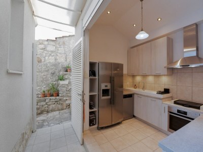 Holiday house Holiday Home Lea - Three Bedroom Holiday Home with Terrace and Sea View - Features photo 32