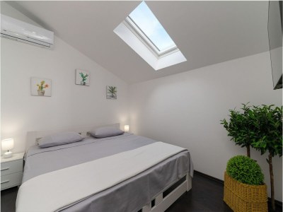 Holiday house Holiday Home Lea - Three Bedroom Holiday Home with Terrace and Sea View - Features photo 39