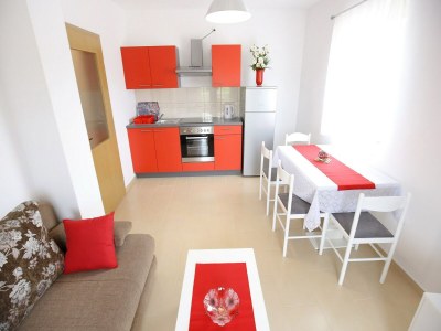 Apartment Apartments Kapetan - Comfort Studio Apartment with Terrace - Features photo 10