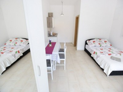 Apartment Apartments Kapetan - Comfort Studio Apartment with Terrace - Features photo 48