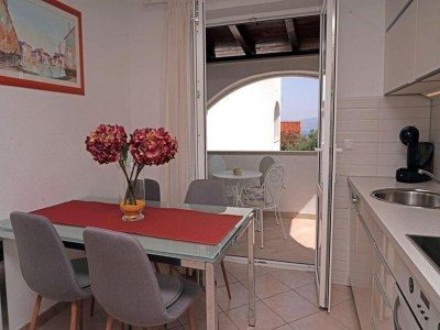 Apartment Apartment MARIJANA - Two bedroom Apartment with Terrace - Features photo 8