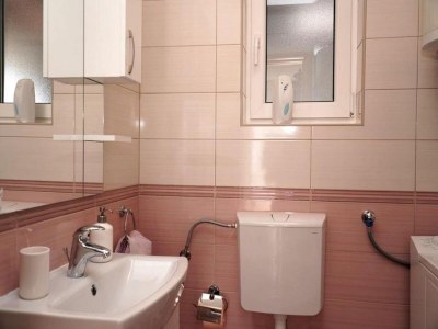 Apartment Apartment MARIJANA - Two bedroom Apartment with Terrace - Features photo 11