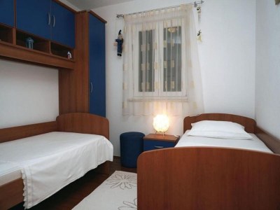 Apartment Apartment MARIJANA - Two bedroom Apartment with Terrace - Features photo 14