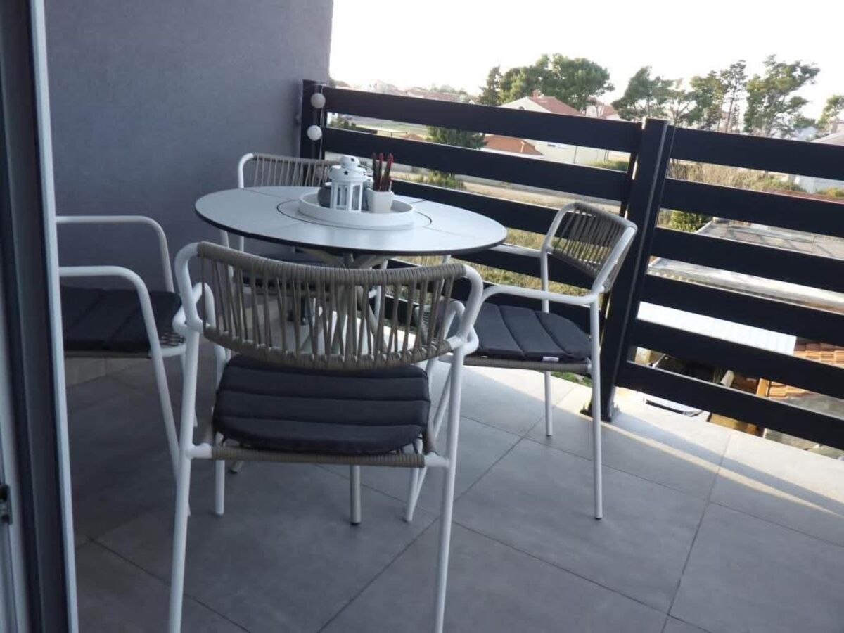 Apartment Cozy Apartment Bili - Two Bedroom Apartment - Outdoor photo 3