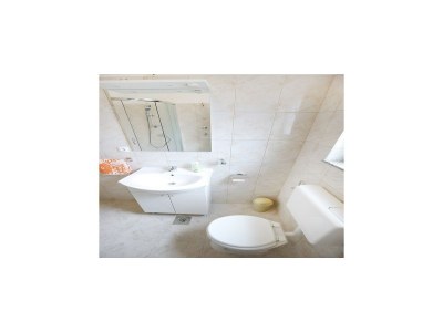 Apartment Apartments Kapetan - Two Bedroom Apartment with Terrace - Outdoor photo 9