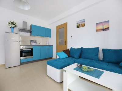 Apartment Apartments Kapetan - Two Bedroom Apartment with Terrace - Outdoor photo 40