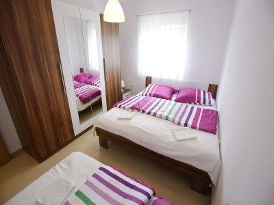 Apartment Apartments Kapetan - Two Bedroom Apartment with Terrace - Outdoor photo 60