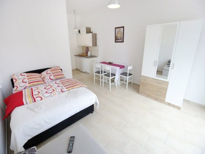 Apartment Apartments Kapetan - Two Bedroom Apartment with Terrace - Outdoor photo 68