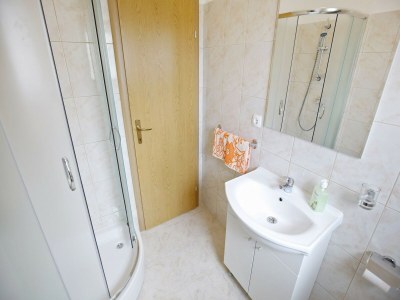 Apartment Apartments Kapetan - Two Bedroom Apartment with Terrace - Outdoor photo 71