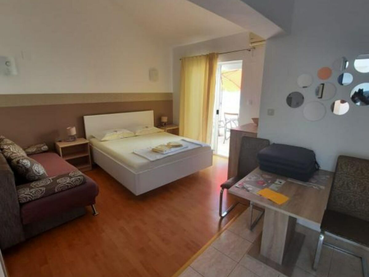 Apartment Sea View Apartments Lendic Podgora - Classic Studio Apartment with Terrace and Sea View - Features photo 4