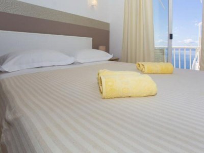 Apartment Sea View Apartments Lendic Podgora - Classic Studio Apartment with Terrace and Sea View - Features photo 6