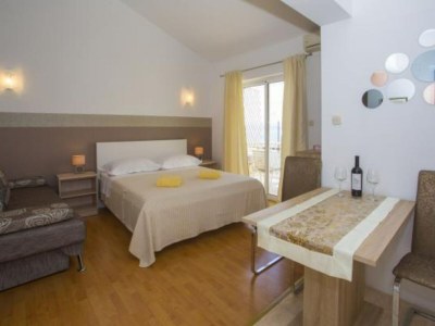 Apartment Sea View Apartments Lendic Podgora - Classic Studio Apartment with Terrace and Sea View - Features photo 8