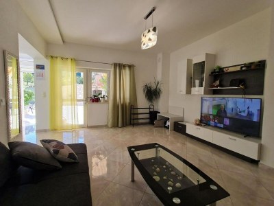 Apartment Luxury apartment Ani - Three Bedroom Apartment with terrace and Swimming pool in Brač - Apartment