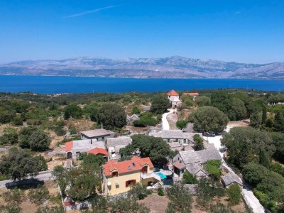 Holiday house Peaceful Island Haven with Pool, BBQ & Games Area - Four Bedroom Holiday Home - Outdoor photo 21