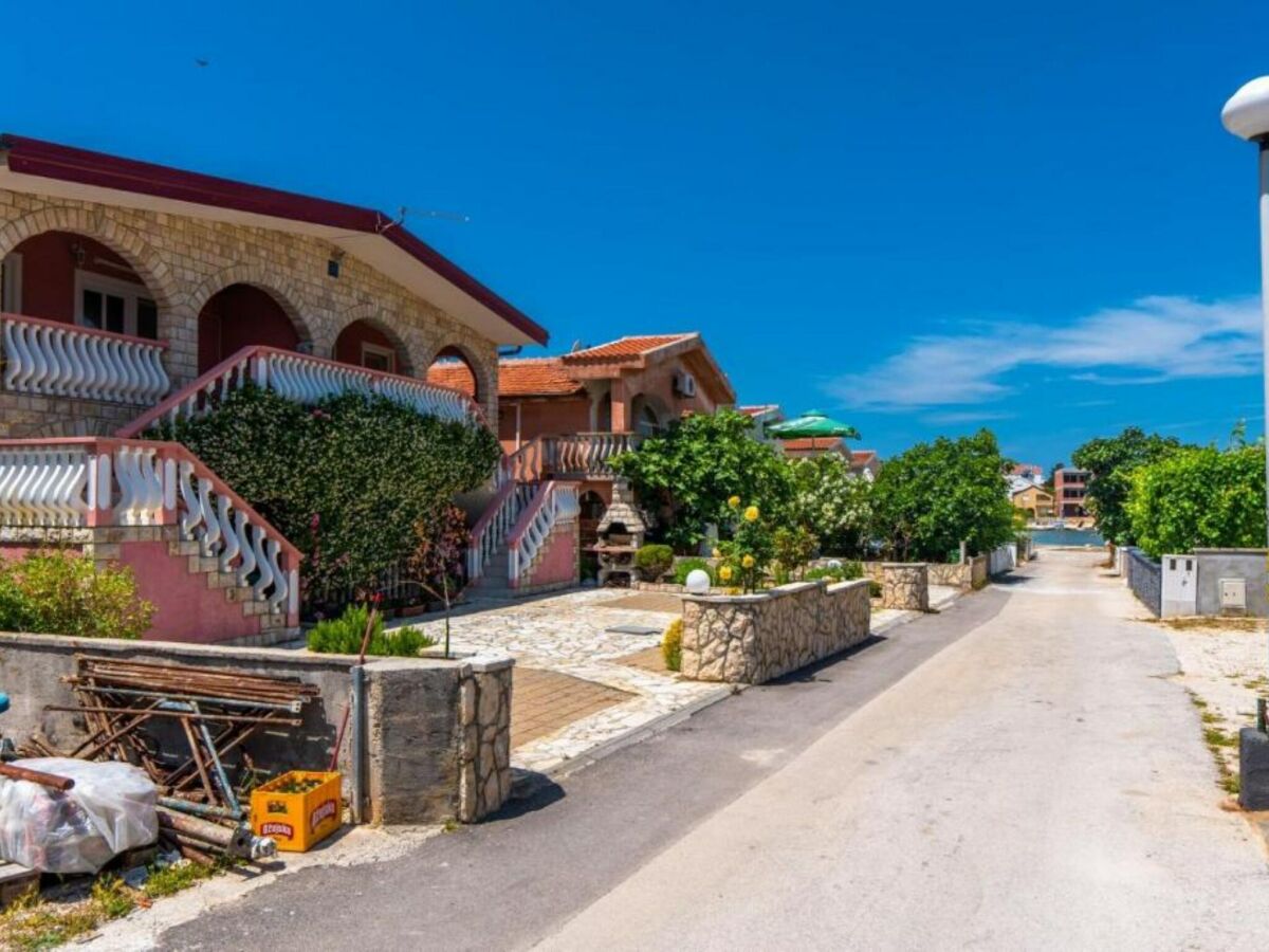 Apartment Leček Cozy Apartments - Two Bedroom 4 - Outdoor photo 2