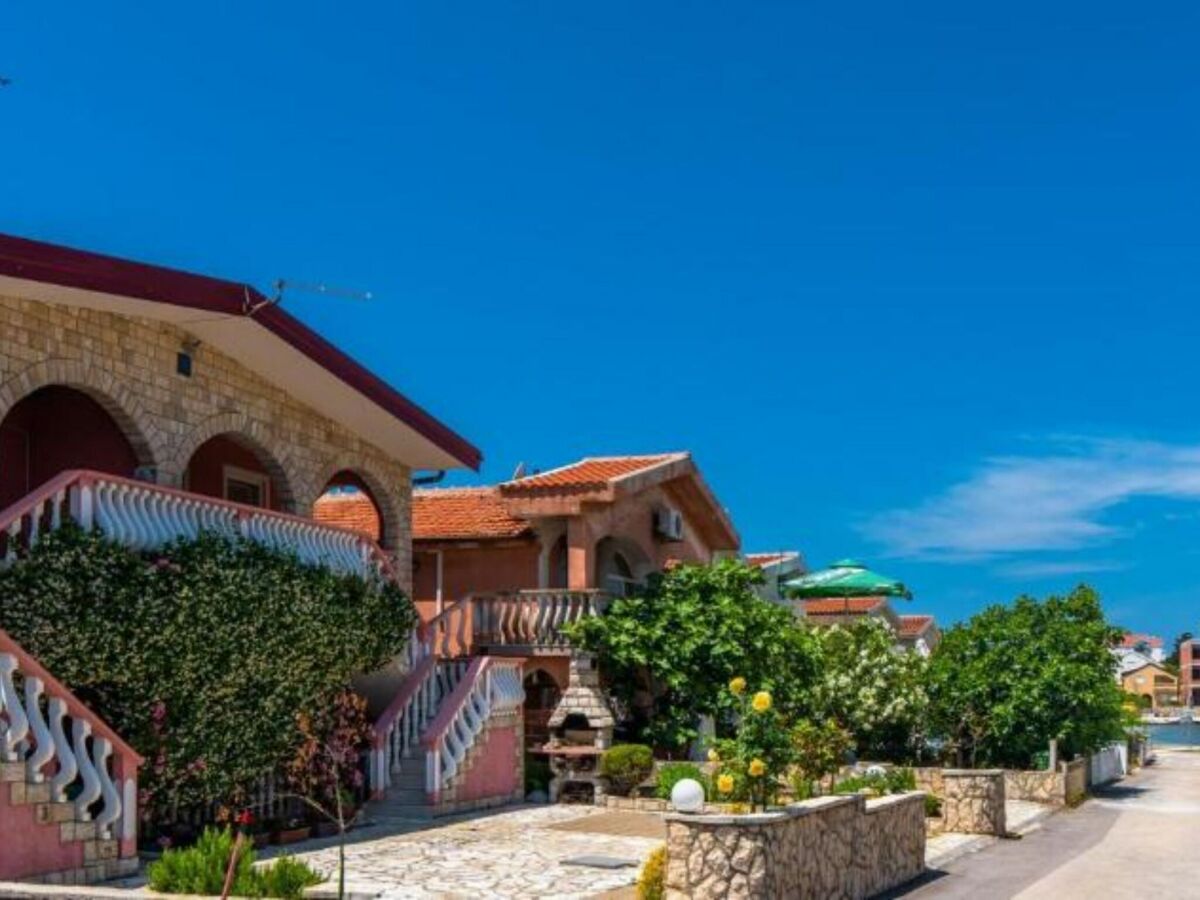 Apartment Leček Cozy Apartments - Two Bedroom 4 - Outdoor photo 3