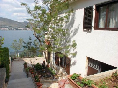 Apartment 2 bedroom apartment with terrace - Outdoor photo 2