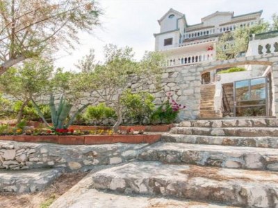 Apartment 2 bedroom apartment with terrace - Outdoor photo 7