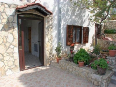 Apartment 2 bedroom apartment with terrace - Outdoor photo 8