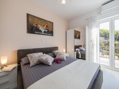 Apartment Apartments Tafra - One Bedroom Apartment - Features photo 6