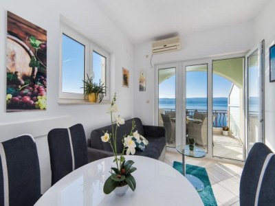 Apartment Apartments Tafra - One Bedroom Apartment - Features photo 8