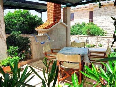 Apartment Apartments Gracin - One Bedroom Apartment with Terrace (A1) - Outdoor photo 30