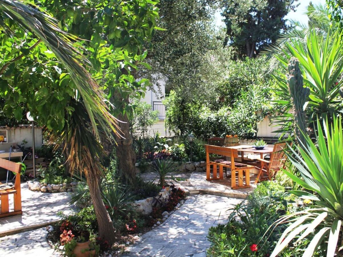 Apartment Apartments Antonio - One Bedroom Apartment with Terrace (Apartment C)