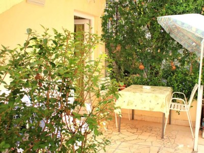 Apartment Apartments Antonio - One Bedroom Apartment with Terrace (Apartment C) - Outdoor photo 3