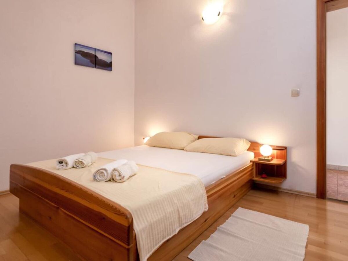 Apartment Dolac Green Side Apartments - Two Bedroom Apartment 2 - Features photo 5