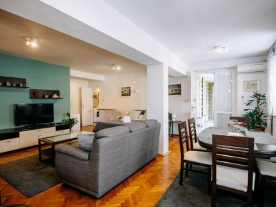 Apartment One Bedroom Apartment with Terrace - Features photo 11