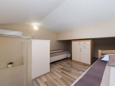 Apartment Apartments Nmn - Studio Apartment with Balcony 2 - Features photo 15