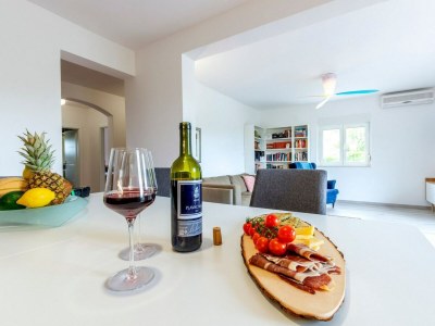 Villa Serene Rural Villa with Pool, Sun Deck, and Children's Play Area - Five Bedroom Villa - Features photo 11