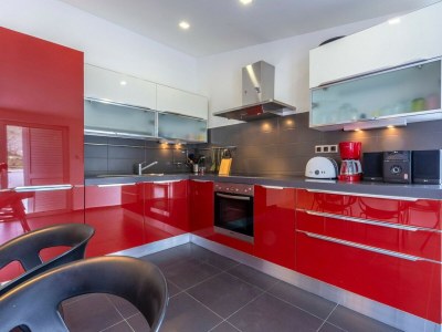 Villa Serene Rural Villa with Pool, Sun Deck, and Children's Play Area - Five Bedroom Villa - Features photo 12