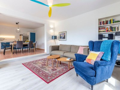 Villa Serene Rural Villa with Pool, Sun Deck, and Children's Play Area - Five Bedroom Villa - Features photo 28