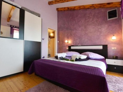 Apartment Authentic Istrian Rooms for Unforgettable Stays - Double Room with Balcony - Features photo 12