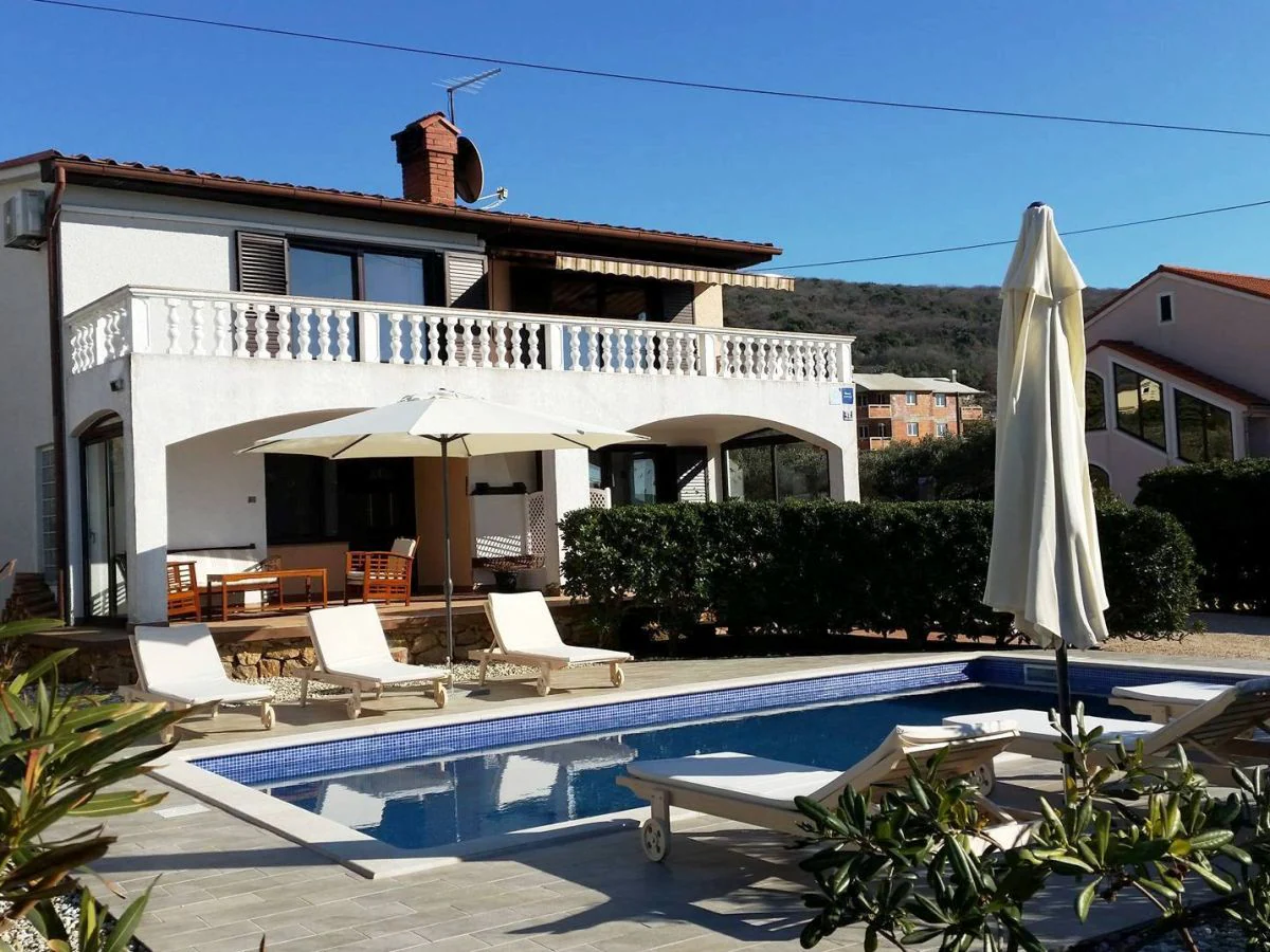 Holiday apartment Karabaic 2