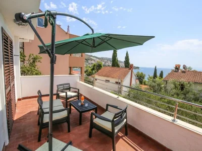 Apartment Apartment Darmy - Two Bedroom Apartment - Outdoor photo 2