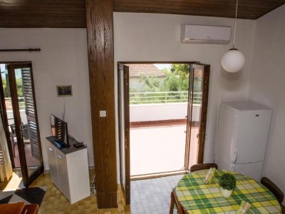 Apartment Apartment Darmy - Two Bedroom Apartment - Features photo 6