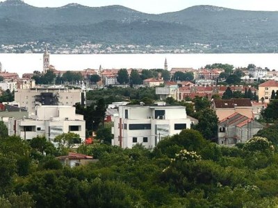 Apartment One Bedroom Apartment with Balcony and City View - Outdoor photo 3