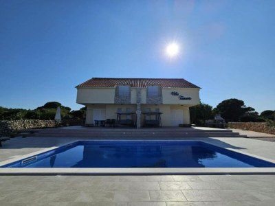 Villa Villa Tamaris - Two Bedroom Holiday Home with Terrace and Swimming pool - Outdoor photo 14