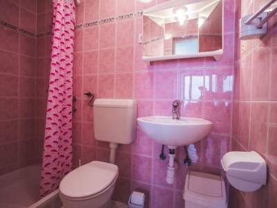 Apartment Apartments Jug - Studio Apartment with Private Garden - Features photo 8